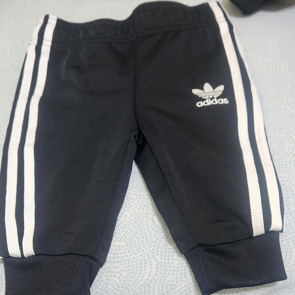 Adidas ADICOLOR SST TRACK SUIT for baby - Picture 2 of 3